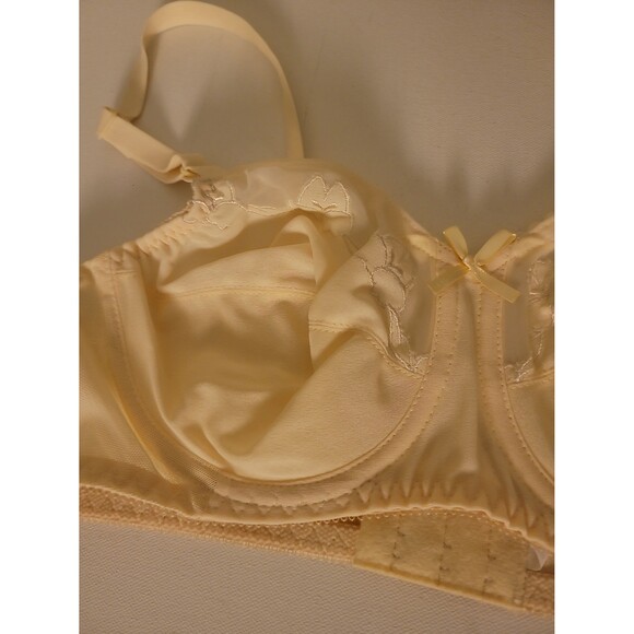 NOS VTG Bali Beige Underwire Unlined Bra Sz 34B - Picture 2 of 5